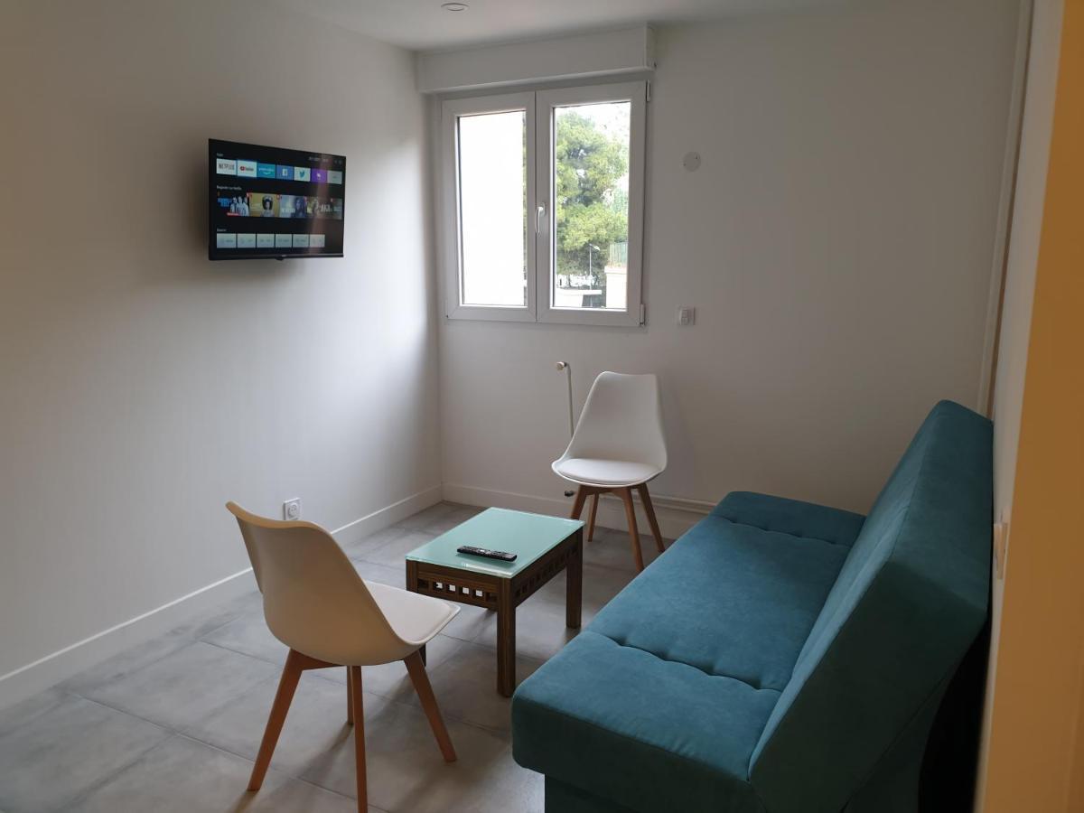 Appartements Renove 2023 Proche Aeroport 5Min, Gare Sncf 2 Min, Tramway Au Pied De L'Immeuble , Parking Possible, Renovated Apartments 2023 Near The Airport 5 Min, Train Station 2 Min, Tram Next To The Building 1 Min, Parking Possible Νίκαια Εξωτερικό φωτογραφία