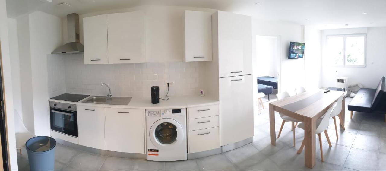 Appartements Renove 2023 Proche Aeroport 5Min, Gare Sncf 2 Min, Tramway Au Pied De L'Immeuble , Parking Possible, Renovated Apartments 2023 Near The Airport 5 Min, Train Station 2 Min, Tram Next To The Building 1 Min, Parking Possible Νίκαια Εξωτερικό φωτογραφία