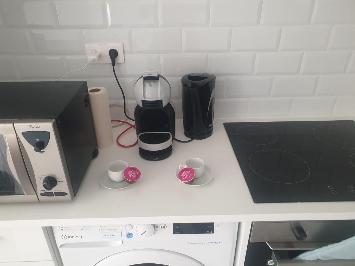 Appartements Renove 2023 Proche Aeroport 5Min, Gare Sncf 2 Min, Tramway Au Pied De L'Immeuble , Parking Possible, Renovated Apartments 2023 Near The Airport 5 Min, Train Station 2 Min, Tram Next To The Building 1 Min, Parking Possible Νίκαια Εξωτερικό φωτογραφία