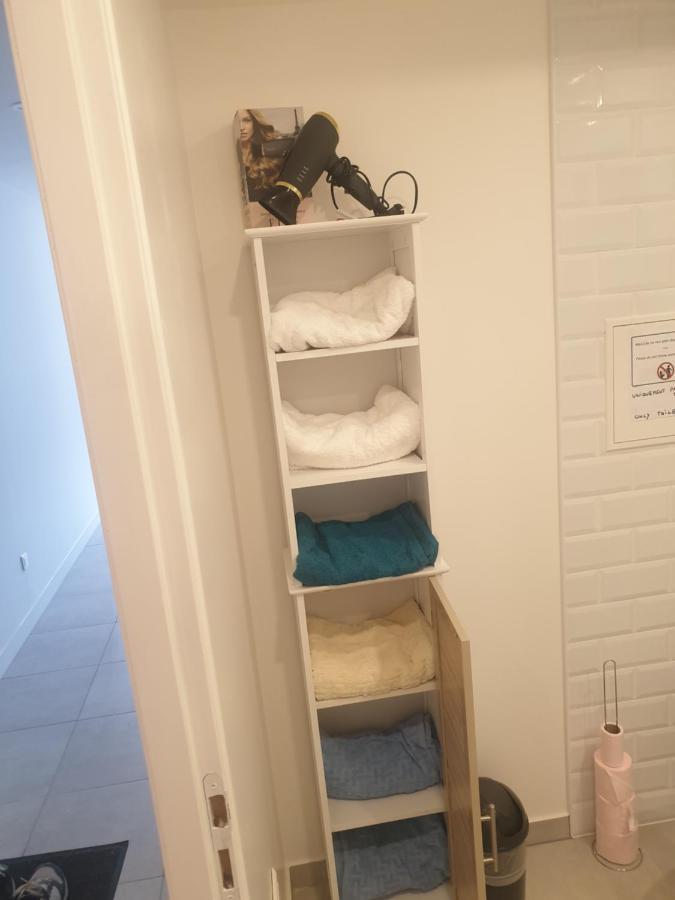Appartements Renove 2023 Proche Aeroport 5Min, Gare Sncf 2 Min, Tramway Au Pied De L'Immeuble , Parking Possible, Renovated Apartments 2023 Near The Airport 5 Min, Train Station 2 Min, Tram Next To The Building 1 Min, Parking Possible Νίκαια Εξωτερικό φωτογραφία