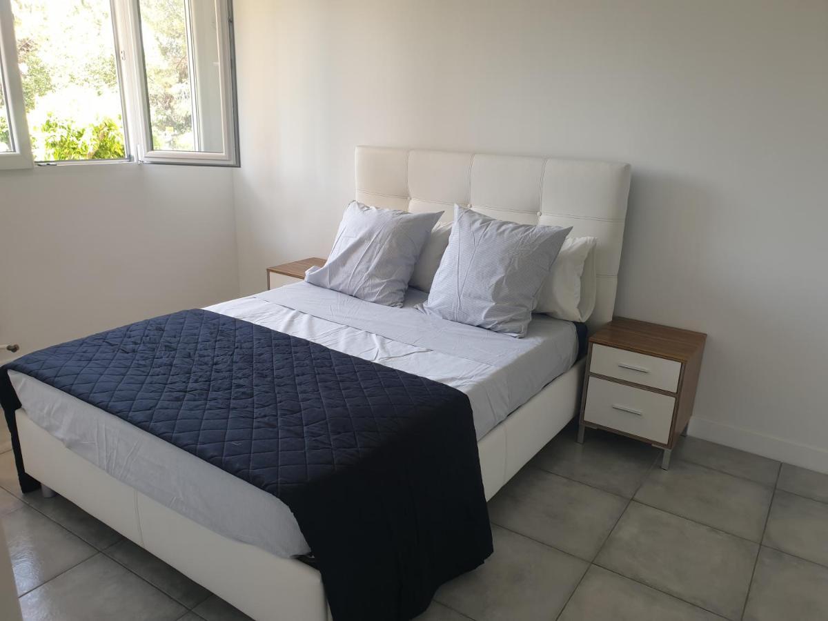 Appartements Renove 2023 Proche Aeroport 5Min, Gare Sncf 2 Min, Tramway Au Pied De L'Immeuble , Parking Possible, Renovated Apartments 2023 Near The Airport 5 Min, Train Station 2 Min, Tram Next To The Building 1 Min, Parking Possible Νίκαια Εξωτερικό φωτογραφία