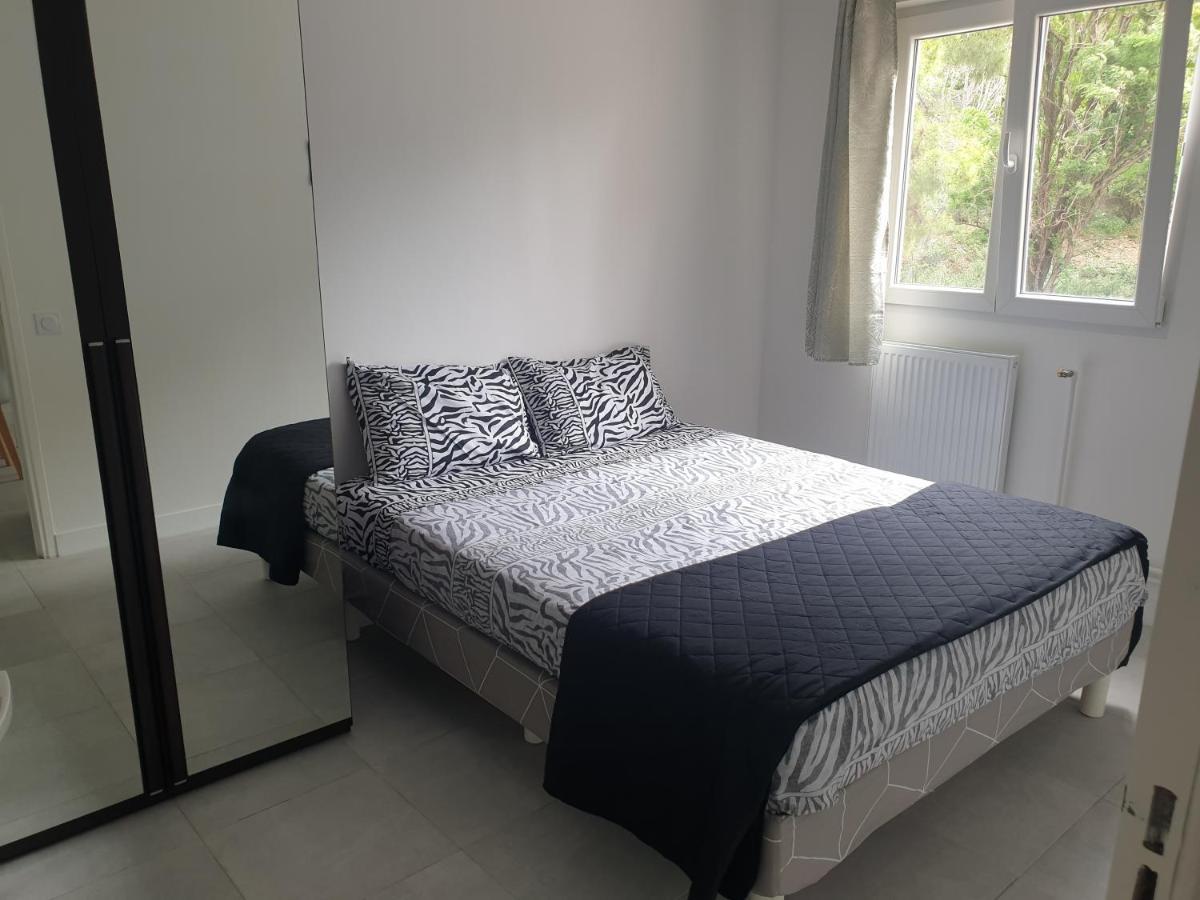 Appartements Renove 2023 Proche Aeroport 5Min, Gare Sncf 2 Min, Tramway Au Pied De L'Immeuble , Parking Possible, Renovated Apartments 2023 Near The Airport 5 Min, Train Station 2 Min, Tram Next To The Building 1 Min, Parking Possible Νίκαια Δωμάτιο φωτογραφία