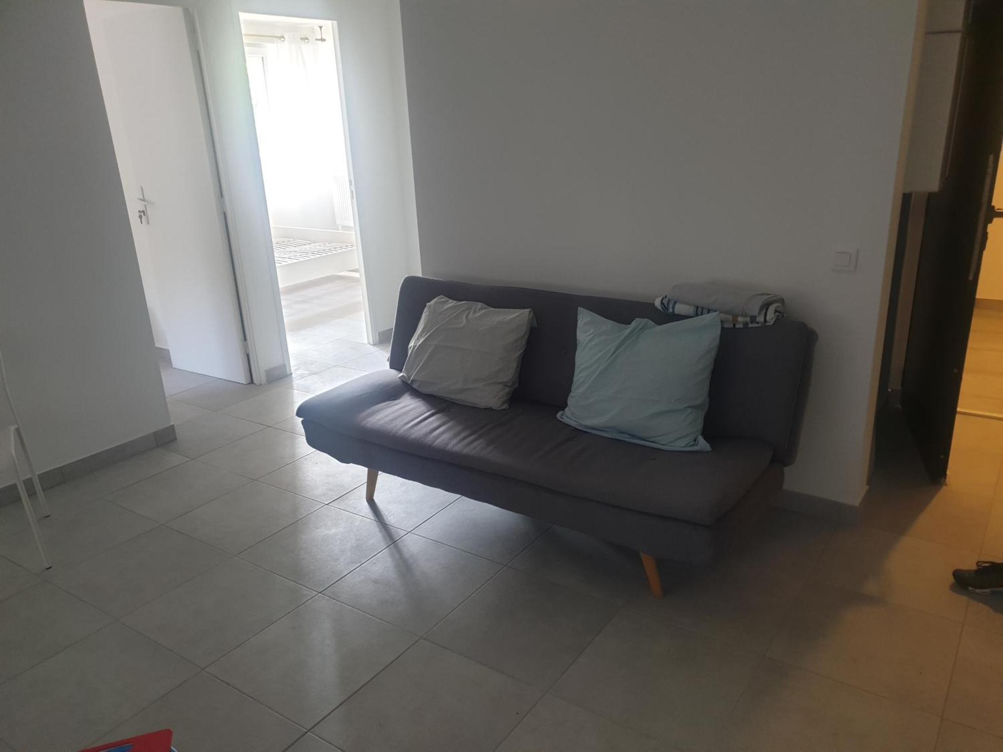 Appartements Renove 2023 Proche Aeroport 5Min, Gare Sncf 2 Min, Tramway Au Pied De L'Immeuble , Parking Possible, Renovated Apartments 2023 Near The Airport 5 Min, Train Station 2 Min, Tram Next To The Building 1 Min, Parking Possible Νίκαια Δωμάτιο φωτογραφία