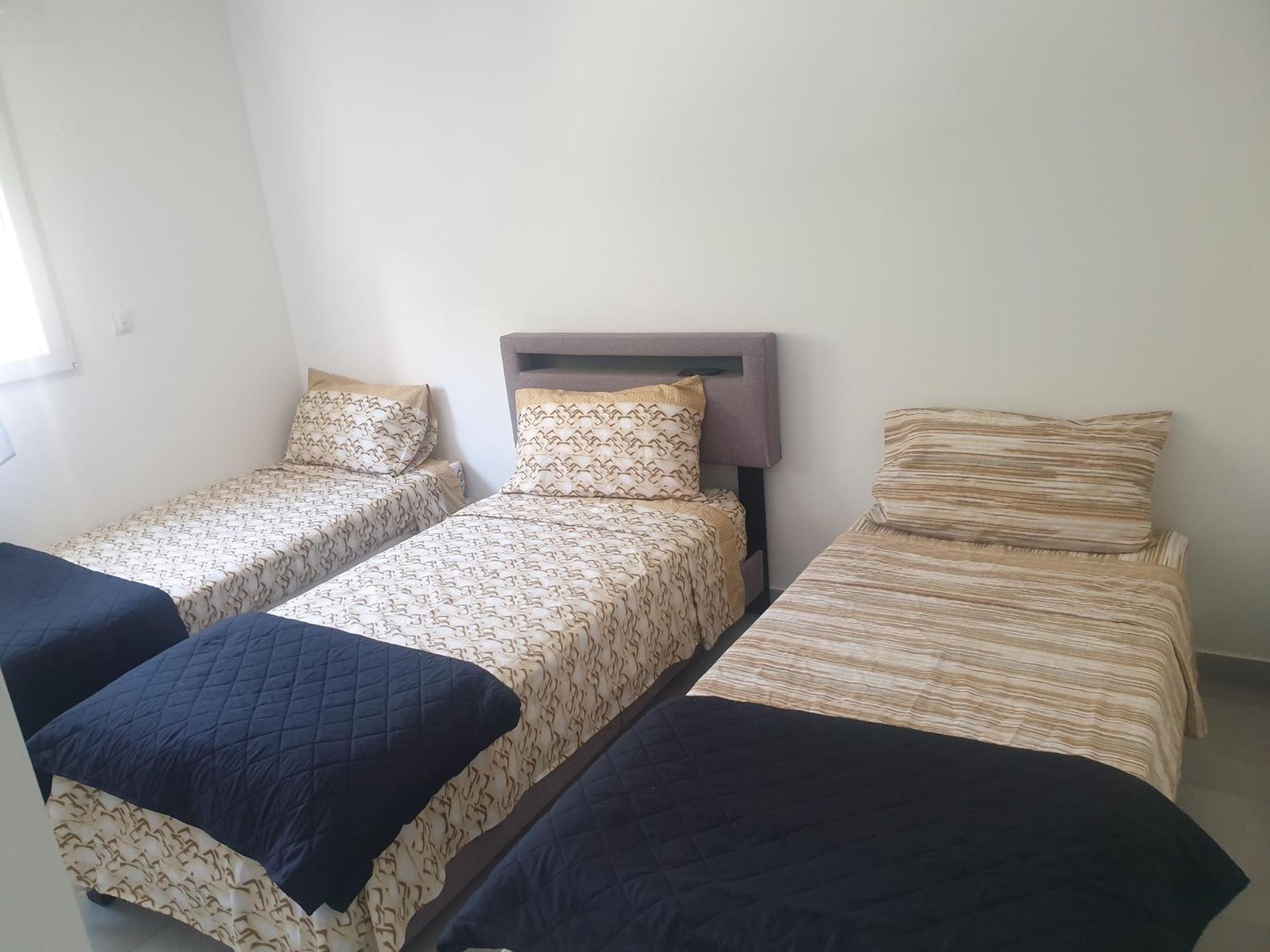 Appartements Renove 2023 Proche Aeroport 5Min, Gare Sncf 2 Min, Tramway Au Pied De L'Immeuble , Parking Possible, Renovated Apartments 2023 Near The Airport 5 Min, Train Station 2 Min, Tram Next To The Building 1 Min, Parking Possible Νίκαια Δωμάτιο φωτογραφία