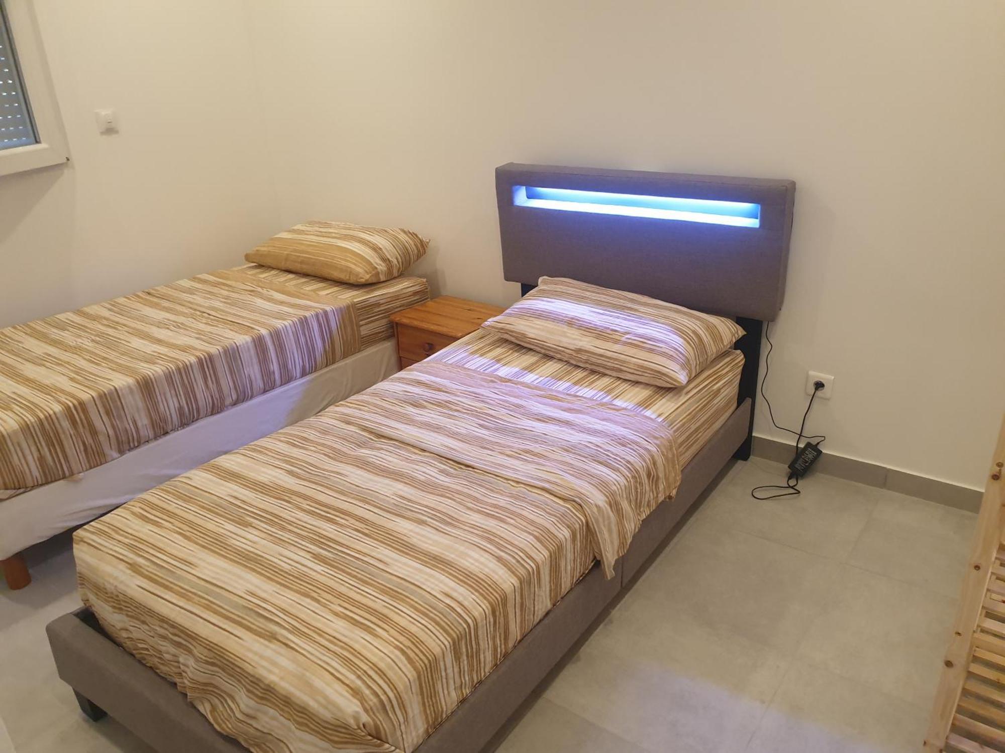 Appartements Renove 2023 Proche Aeroport 5Min, Gare Sncf 2 Min, Tramway Au Pied De L'Immeuble , Parking Possible, Renovated Apartments 2023 Near The Airport 5 Min, Train Station 2 Min, Tram Next To The Building 1 Min, Parking Possible Νίκαια Δωμάτιο φωτογραφία